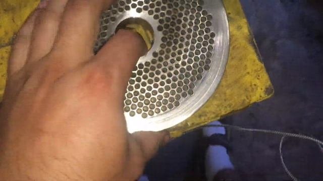 Отправка В Славянск Реставрация Матрицы И Роликов Гранулятора Sending To Slavyansk Restoration  Mat