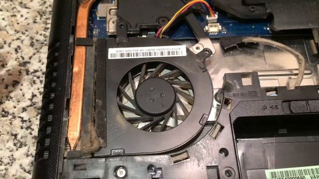 Гудит ноутбук Lenovo G505. Ремонт