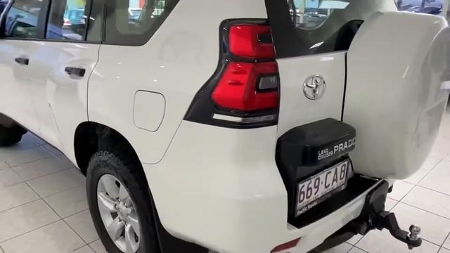 Short Video Presentation of our 2018 Toyota Prado GX U025049