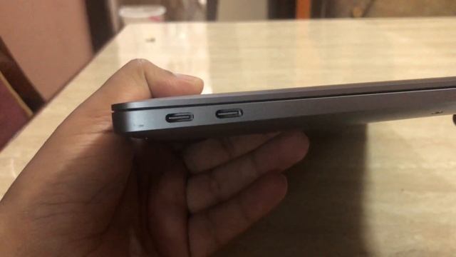 Macbook Air M1 Chip, Unboxing, initial hands on and setup in Hindi ||