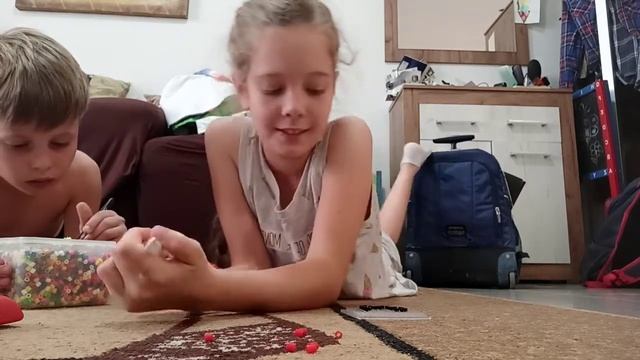 как сделать из термомазайки кулоны дружбы