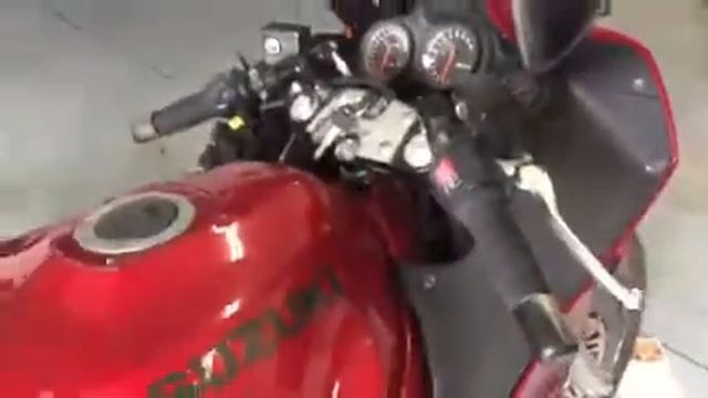 Suzuki RF 900R