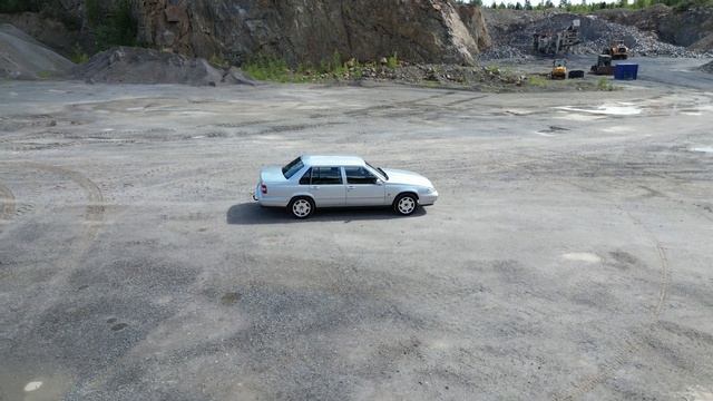Volvo S90 -98vm. esittely