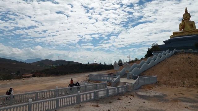 khám phá thị xã cao nguyên của lào ,còn nhiều chuyện bí ẩn ở cánh đồng chum