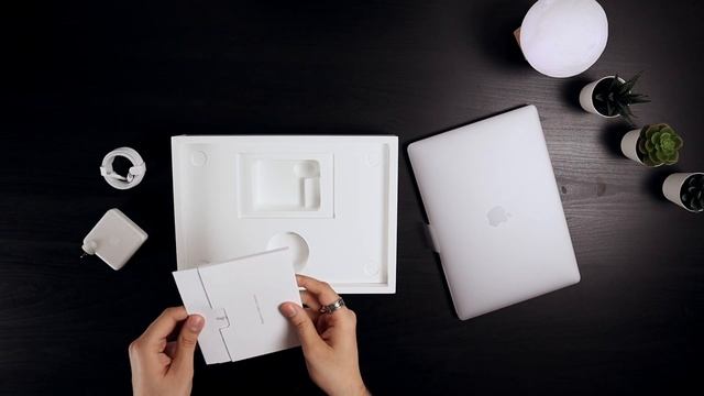 Apple M1 Macbook Pro Unboxing in INDIA! 2020