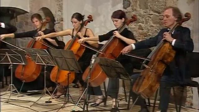 Maurice Ravel (arr. R. Leopold): Pavane pour infante defunte (cello ensemble)