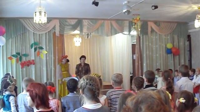 Праздник Осени в "Жемчужинке". Заключительный утренник, 2 часть.