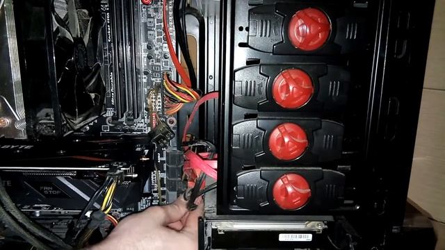 SMART: Ultra DMA CRC error. Одна из миллиона возможных причин зависаний компьютера