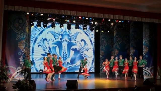 Танцевальный ансамбль Горенка #upskirt#русский#танец