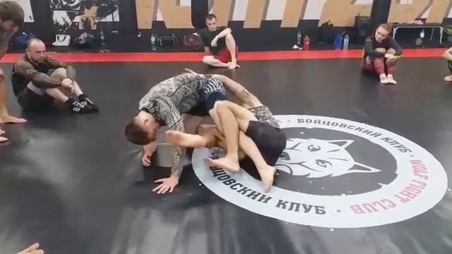 Mount & deep half guard escape