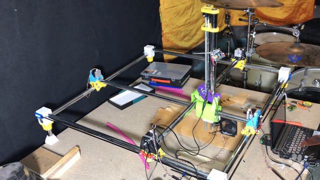ЧПУ фрезер напечатаный на 3D-принтере!