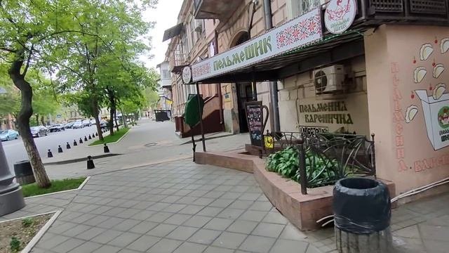 Одесса. 16 мая 2023. Бессонная ночь, едут иностранцы и бывшие.