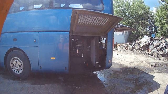 Автобус греется. Мою радиатор. Как добраться до радиатора на автобусе Ютонг (Yutong) 6122