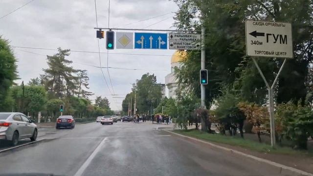 По ул. Пушкина.  Гостиницу Туркестан снесли.  Мечеть.  28 08 2023.