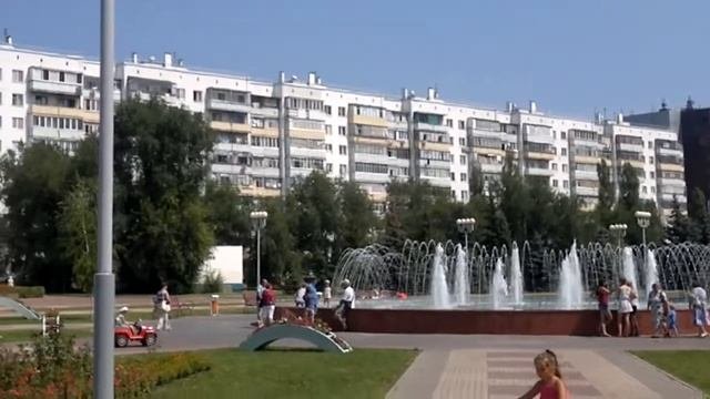 Фонтан на музейной площади в Белгороде