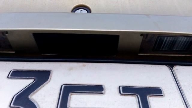 Daewoo Nexia. Открытие багажника с кнопки багажника.