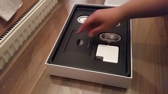 UNBOXING: Apple MacBook Pro w/ Retina Display | Silver Model - New