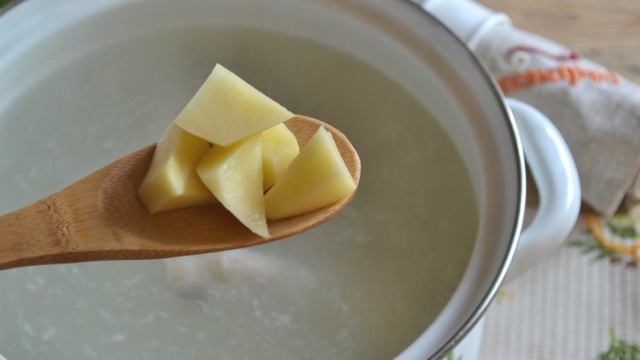 Куриный суп с вермишелью