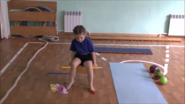 Комплекс упражнений для детей 3-5 лет для родителей воспитанников по формированию свода стопы