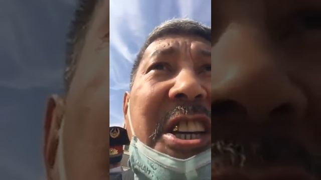 Ипотечники, мы сука в отличие от вас не продовали родину.