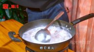 黃燜雞如何做湯汁醇厚、肉質滑嫩呢?教你正宗做法,年夜飯大硬菜【張大神美食】#黃燜雞 #黃燜雞料理 #黃燜雞食譜 #黃燜雞的做法 #黃燜雞煮法