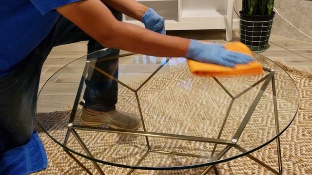 Clean A Glass Tabletop EASY! Items You Have At Home