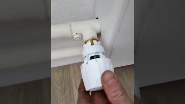 Установка регуляторов на батареи