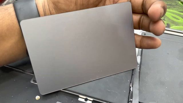 HOW TO REPLACEMENT MACBOOK AIR A1932 MOUSE PAD