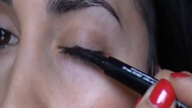 How to make Lashes Look Longer