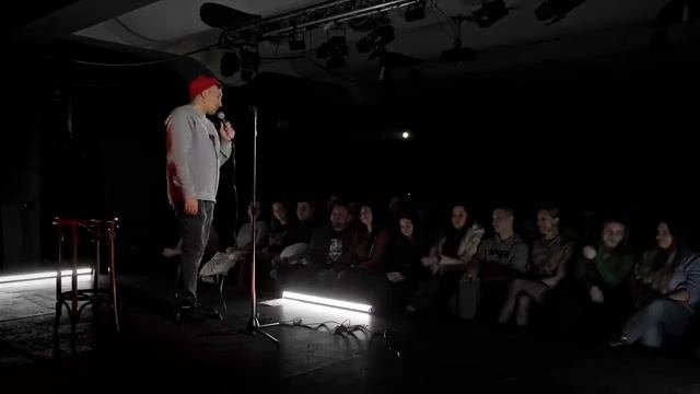 Алишер Нурахметов - Стэндап про особенности чехов местные фильмы и международные свадьбы