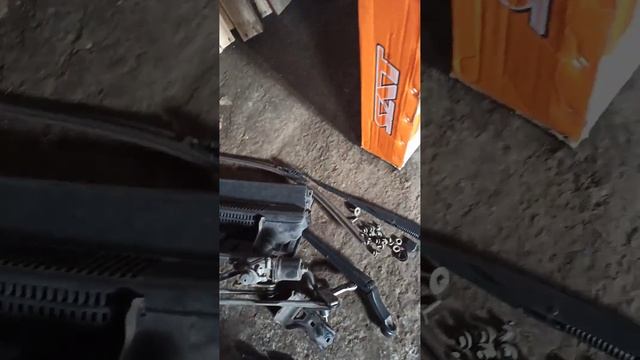 снятие стоек на приус Альфа