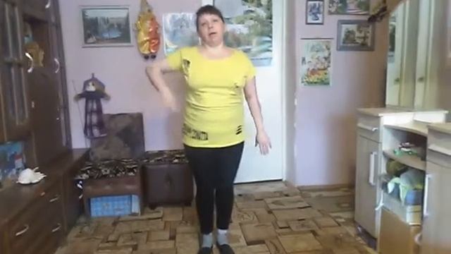 видео-занятие танцевального кружка Сюрприз