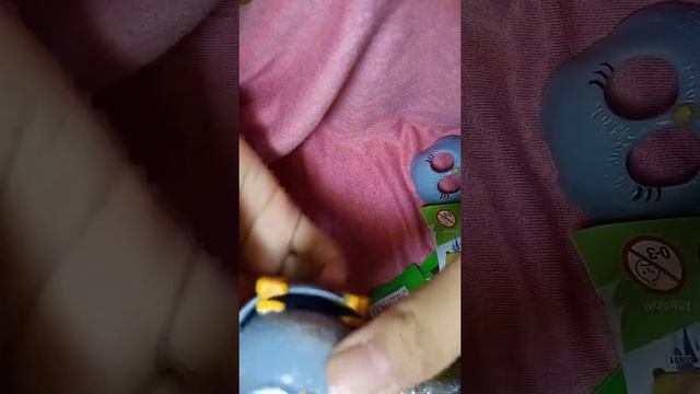 Unboxing angry birds hatchling hatchie