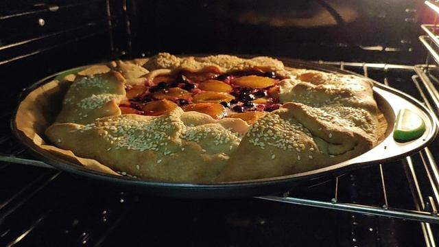 Галета с черносливом.mp4