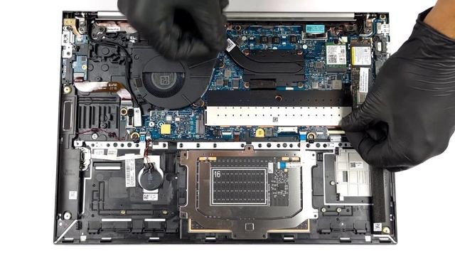 ? HP EliteBook 860 G9 - disassembly and upgrade options