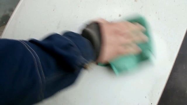 Чем отмыть битум с машины_.mp4