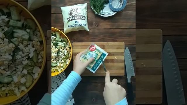 Лёгкий салат из пекинской капусты. Вкусно и быстро!