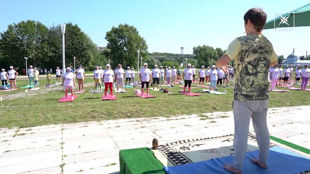 Фестиваль йоги «Радость совершенства» по программе «Активное долголетие» состоялся в Воскресеснке