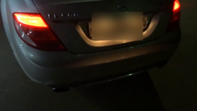 Сочный выхлоп на Mercedes CL500 W216