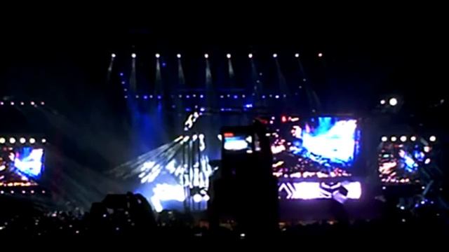 Madonna introduces Avicii, Ultra 2012 - Girl Gone Wild