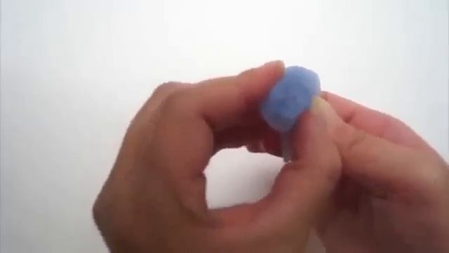 9 способов введения менструальной чаши