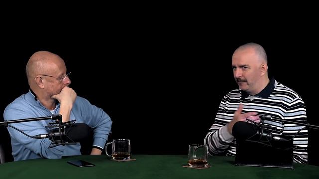 Клим Жуков - Про-коммунистический социалист гауляйтер и национальный герой Гельмут фон Мюкке