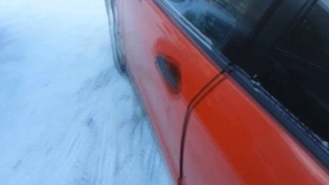 honda civic 5d штатная магнитола с пассивным самбвуфером с подключением линейного выпрямителя!