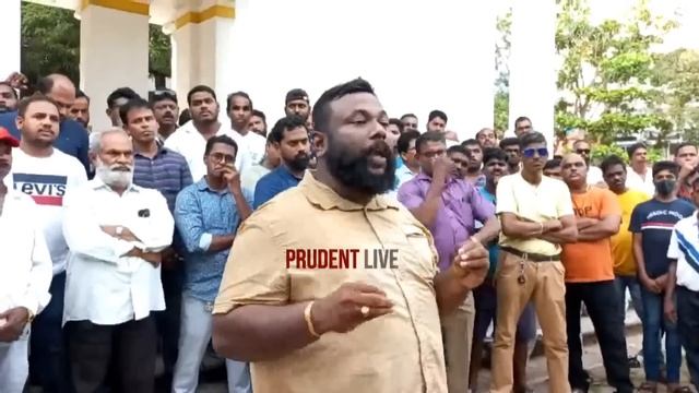 TAXI OWNERS PROTEST AGAINST APP-BASED TAXIS | Prudent Media Goa