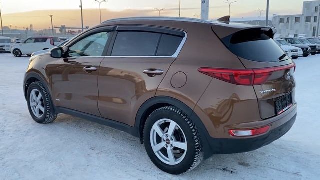 Kia Sportage МКПП 4WD 2016, Заводской окрас
