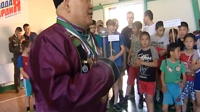 УГДАН БОРЬБА