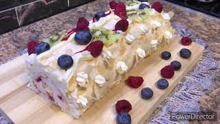 Вкуснейший десерт Меренговый рулет с малиновым конфитюром
