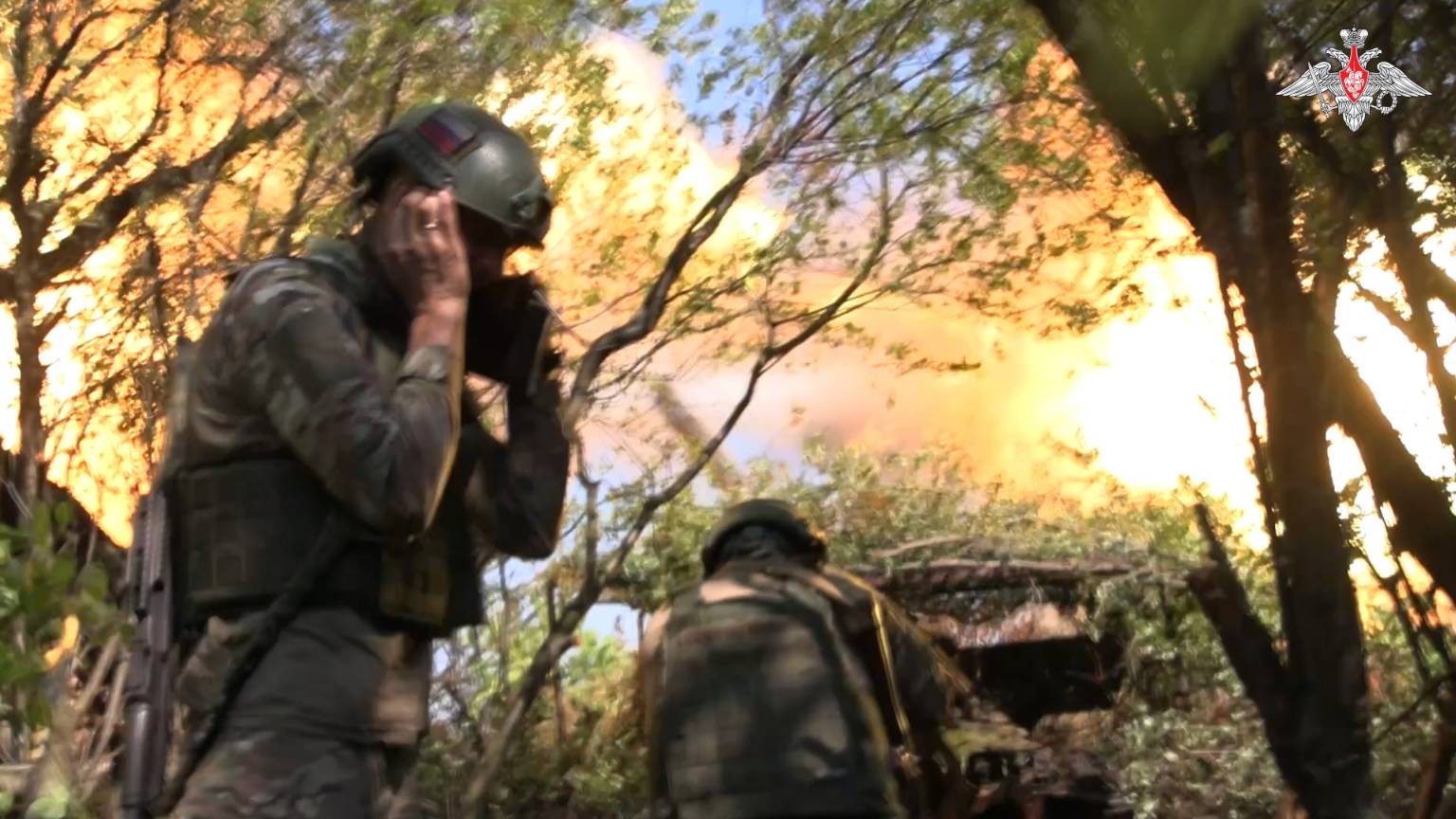 Расчет орудия «Гиацинт-Б» уничтожил наблюдательный пункт и позиции ВСУ на Донецком направлении