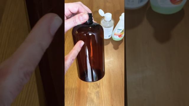 Как легко и быстро приклеить этикетку к пластиковому флакону