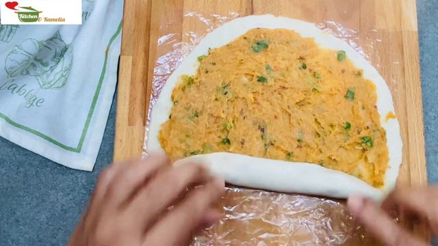 Chicken Swiss Roll/EID special snacks/Stuffed Swiss roll/Chicken Pinwheel/Paratha Swiss roll